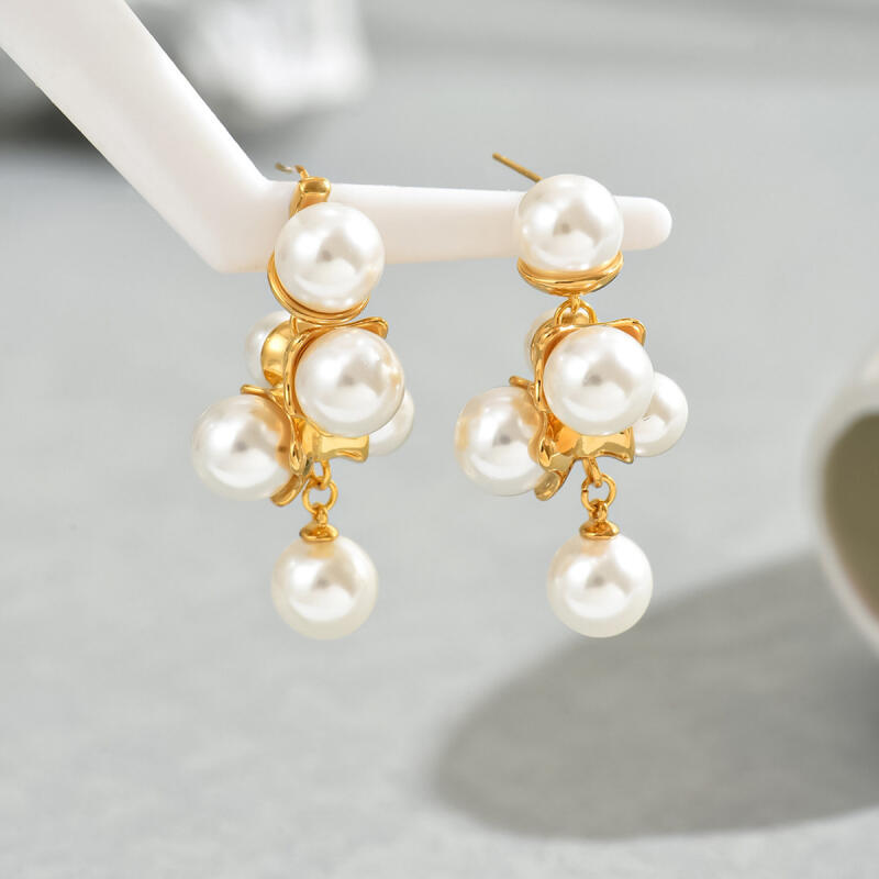 French Style Vintage Simulated Pearl Dangle Earrings for Women Gifts Temperament Fine Stud Earrings Banquet Jewelry Accessories