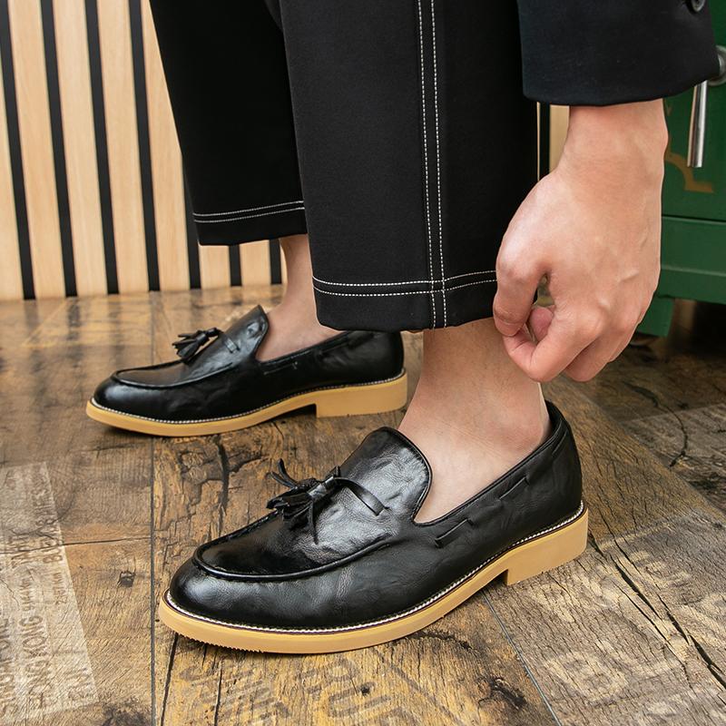 Men's Leather Shoes Slip On Office Formal Shoes Wedding Party Men's Tassel Dress Shoes Breathable Driving Oxfords Footwear