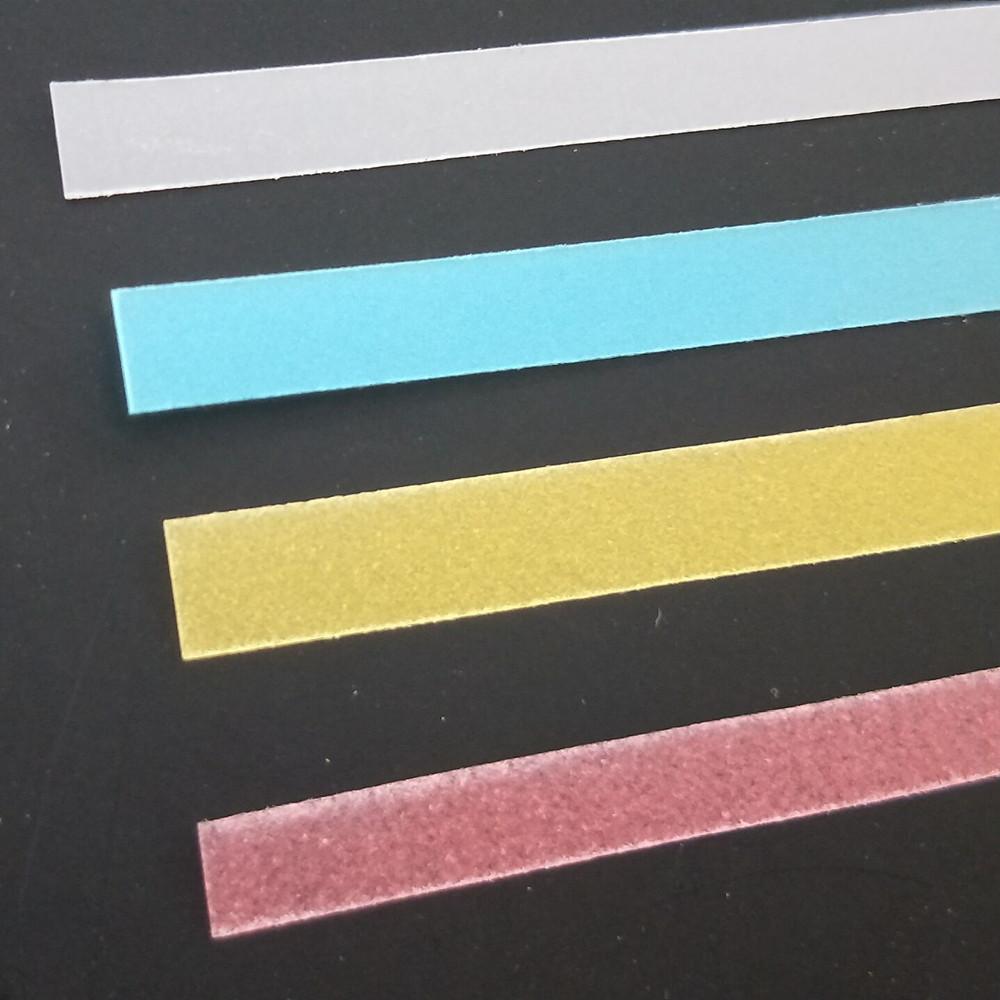 4 mm široký dentální polyesterový lešticí proužek s jednostrannou lešticí stranou Polyesterové proužky Bělící materiály