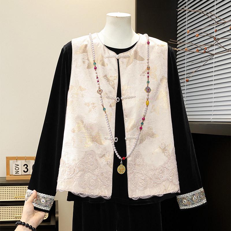 

Elegant Gold Velvet Spring Vest Set for Mother s Day - Three-Piece Ensemble for Mid-Aged Women 4XL (135-150 jin)