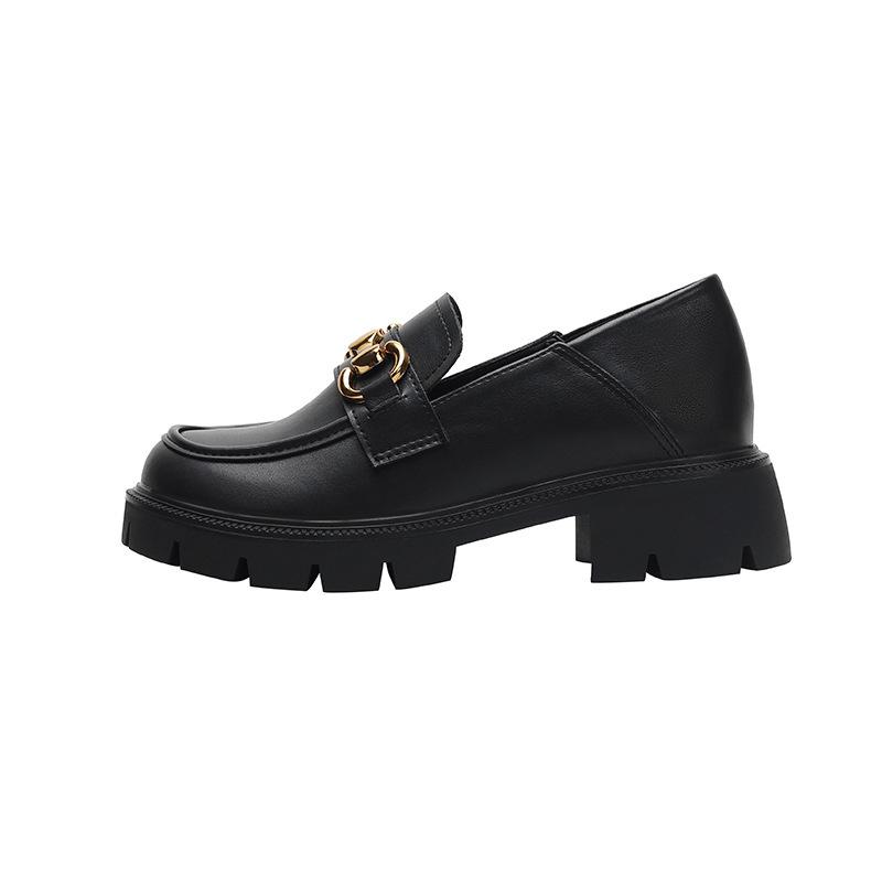 

Маленькая женщина маленький размер 32334 черные туфли-лодочки универсальные кожаные туфли осень и зима конская улица пряжка внутренняя высота увеличение 6 см 34