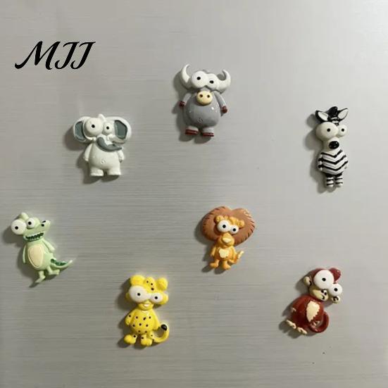 Office Memo Magnets Cartoon Animal Refrigerator Magnet, Big Eyes Shape Fridge Lion Magnet Notes Photo Holder, Gift for Lovers Zebras