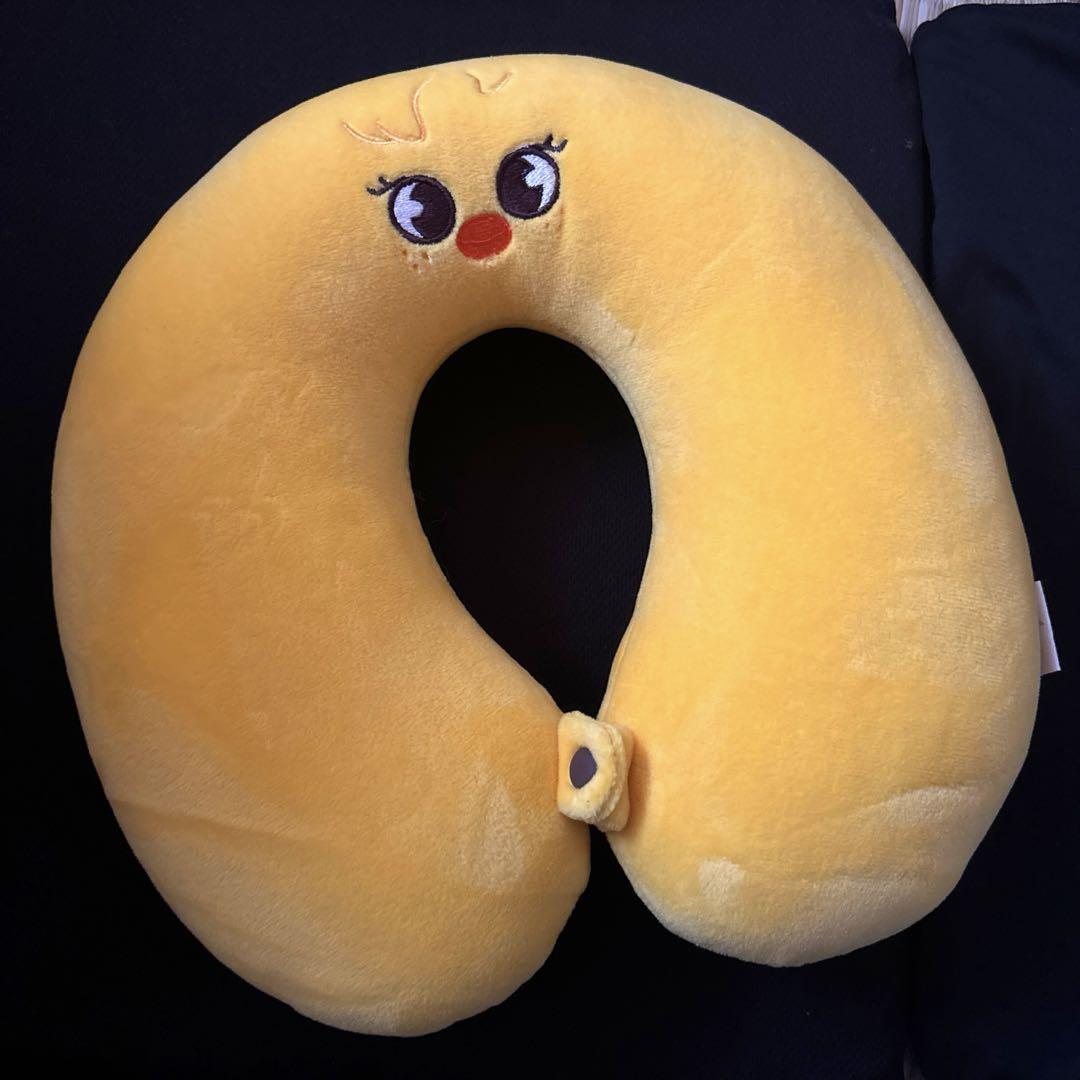 

[USED] Stray Kids BbokAri Pogari Neck Pillow PILOT