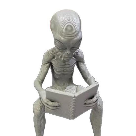 yangyizhi 3D Printed Reading Alien Ornament, Creative Sitting Sculpture, Resin Collectible Figures Desktop Office Study