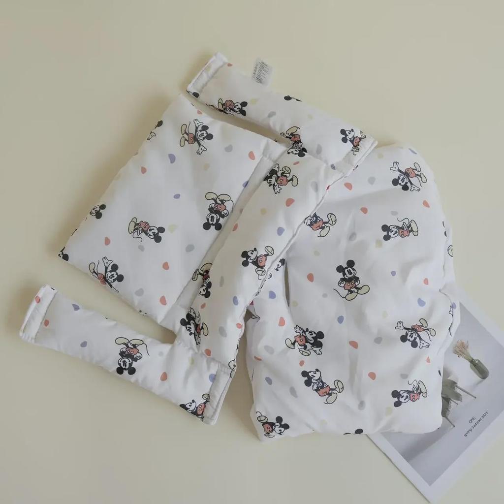 Stokke Kinder-Esszimmerstuhl: Neuer Stil, schmutzabweisend, verdicktes, tragbares, abnehmbares Kissen mit Rückenlehne