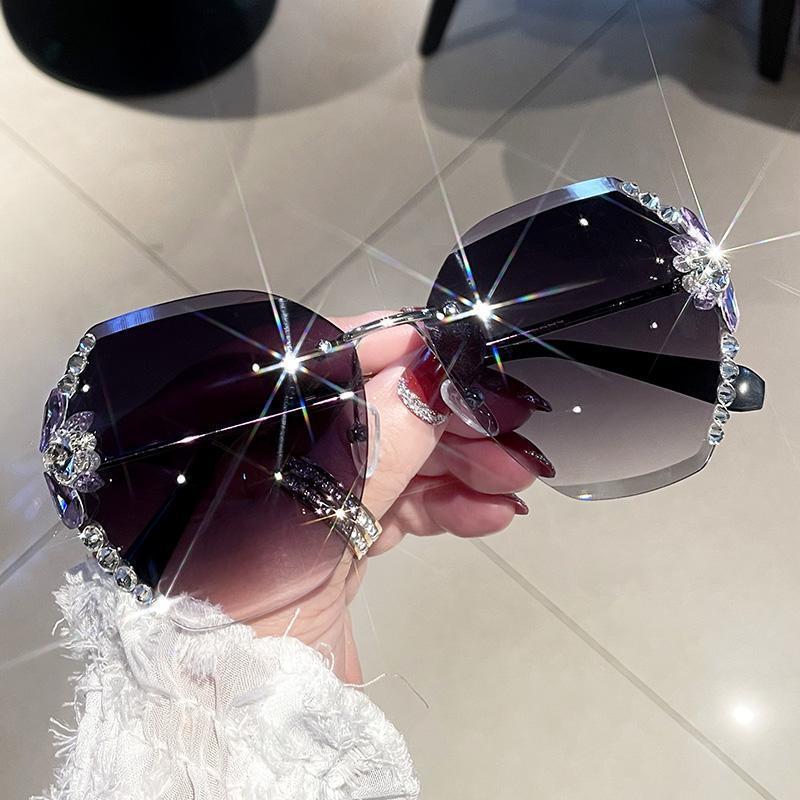 Luxury Brand Rimless Rhinestone Glasses Women Sunglasses Vintage Designer Square Frame Sun Glasses Female Shades UV400 Eyewear