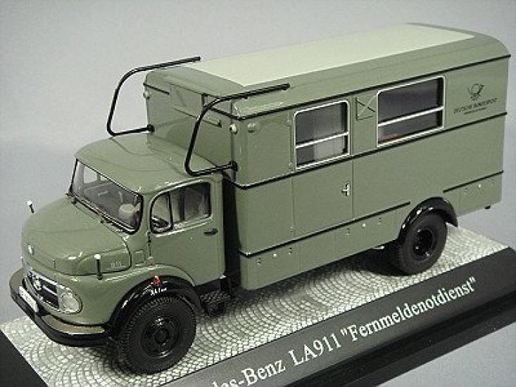 

Ebro Mercedes Benz L911 Deutsche Post 06251 Завершенный продукт 1/43