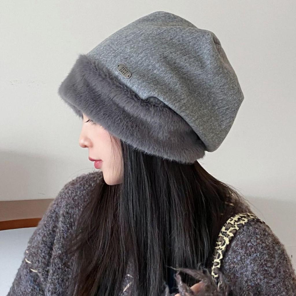 Women's Winter Plush Ear Protection Hat - Korean Style with Loose Fit for Big Head, Cold Protection & Slimming Effect