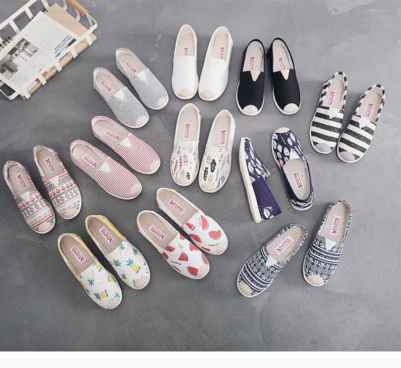 2025 Spring & Fall Women's Canvas Shoes: Breathable, Non-Slip, Soft Sole Casuals for Middle-Aged & Elderly