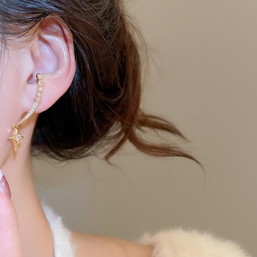 18K Gold-Plated Silver Geometric Starburst Zircon Earrings - Elegant, High-End Fashion for Women