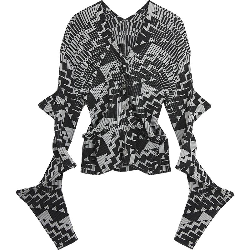 

JNBY Women s V-Neck Knit Sweater M