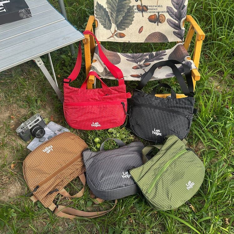 Lightweight waterproof nylon messenger bag for women