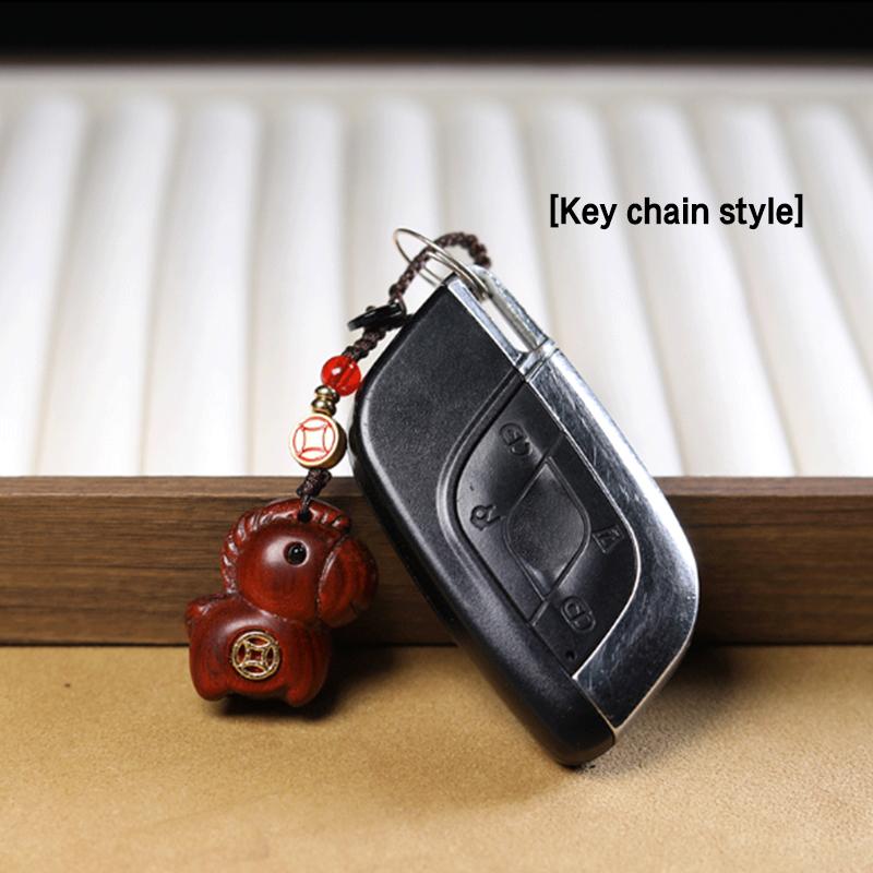 Creative Sandalwood Zodiac Horse Keychain Pendant Mobile Phone Hanging Decor Cute Wooden Artifacts Small Ornament Couple Gifts