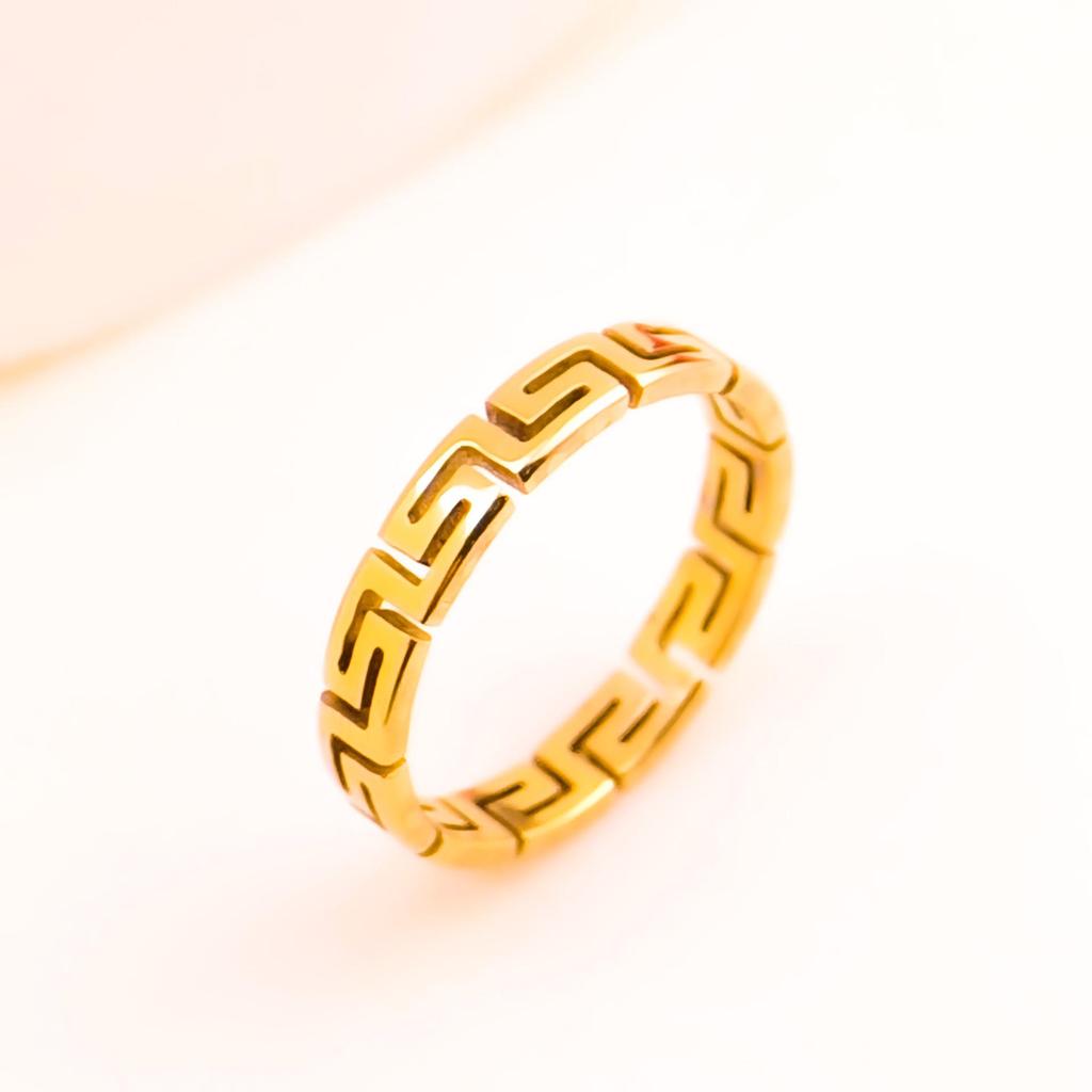 Women's Stainless Steel Titanium Ring - Non-Fading High-End Luxury Plain Band