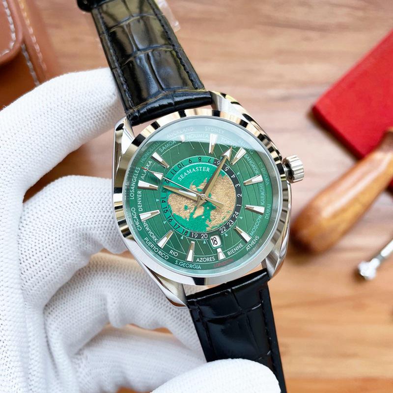 Seahorse 300 Men's Stainless Steel Automatic Mechanical Watch by Daishika