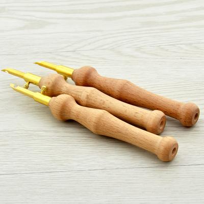 Drewniany Uchwyt Tkacki Wielofunkcyjny Drutarski Haft Pisak DIY Filcowanie Rzemiosło Igła do Punchowania Nawlekacz Nici Akcesoria do Szycia