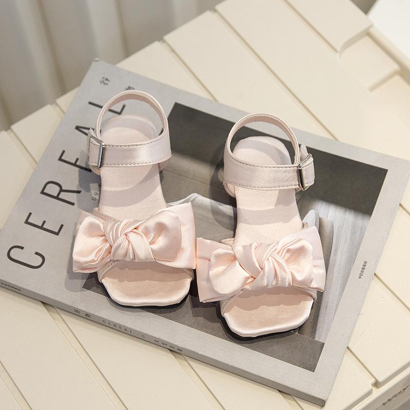 

Босоножки для девочек с открытым носком в стиле минимализма, с универсальной мягкой подошвой и нескользящей подошвой, модная пляжная обувь для маленьких девочек на лето 30 розовый