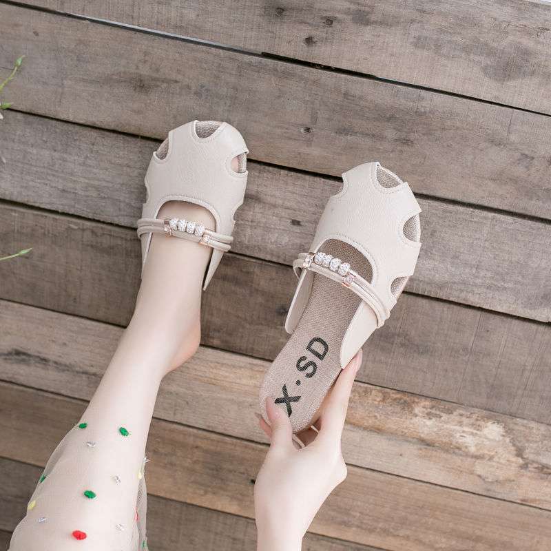 Sommarväska Huvudtofflor Dam 2025 Nya Plattbottnade Gravida Kvinnor Lata Sandaler Utomhusbruk Ihåliga Mode Strass Halvtofflor