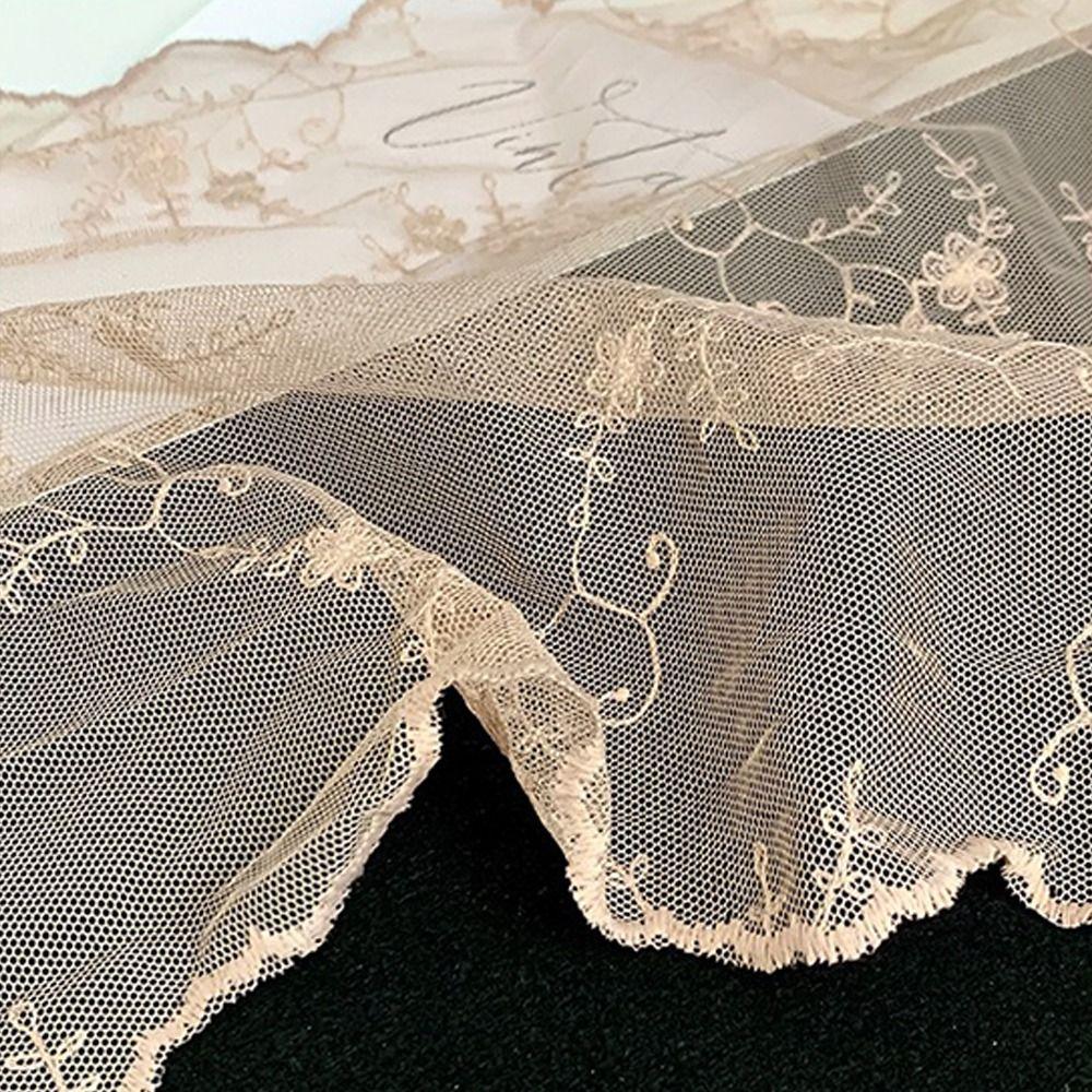 Breathable Sunscreen Lace Shawl Lightweight Neck Protection Scarf Fashion Lace Scarf  for Women