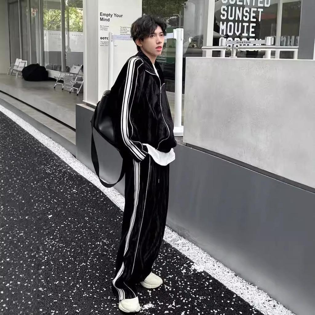 Jesienna Stylowa Bluza w Paski ze Złotego Weluru Dwuczęściowy Sportowy Garnitur dla Par dla Mężczyzn