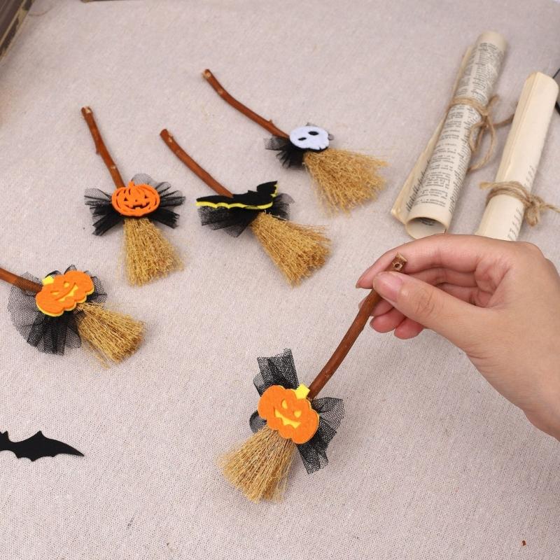 Small Witch Broom with Ghosty/Pumpkin/Bat Halloween Witches Broomstick Hanging Ornaments Halloween Decorations Gift
