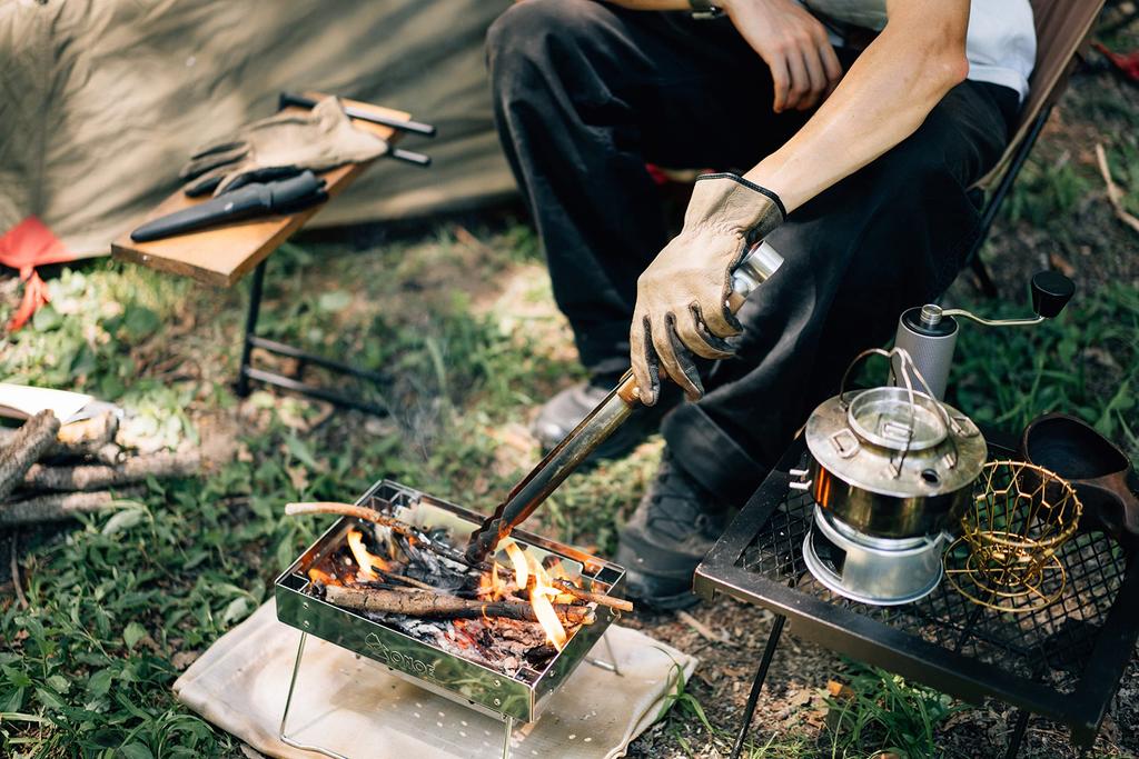 ONOE Faltbarer Feuergrill Kompakter Stahl Lagerfeuerständer Campingausrüstung Grillkocher Grill Solo BBQ Holzkohle FG-1827 [Edelstahlgrill]