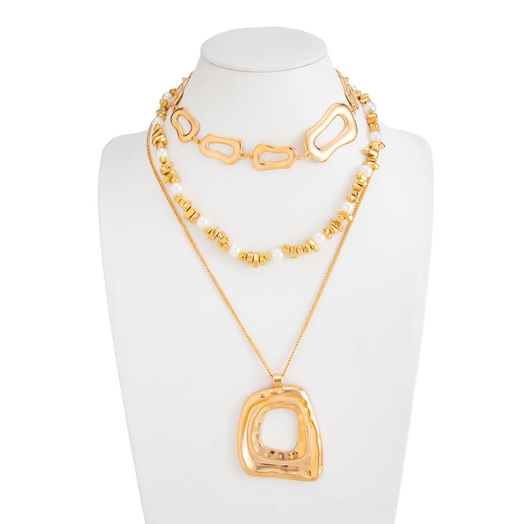 Exaggerated Irregular Metal Pendant Necklace, Fashionable Special-Shaped Imitation Pearl Beaded Collarbone Necklace