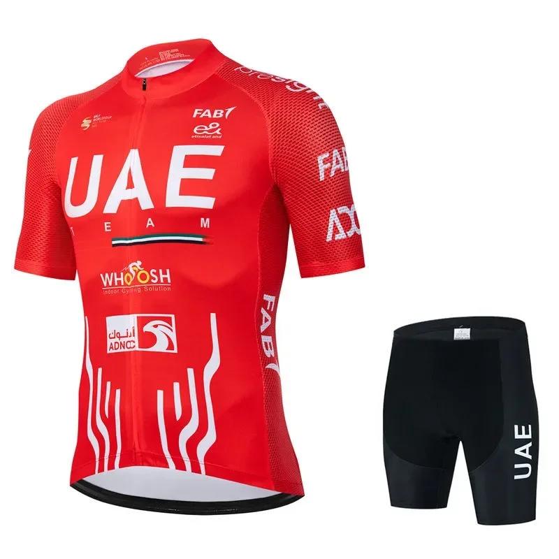 Nuovo Set Maglia Pro Team 2025 UAE Cycling da Uomo Estivo Bici Montagna Uniforme Ropa Ciclismo Maillot Hombre Tuta Abbigliamento Ciclismo