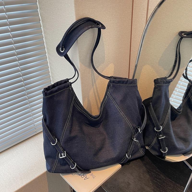Commuter retro large-capacity bag women's new casual versatile shoulder bag college student tote bag