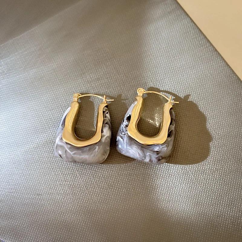 Resin Earrings Women Geometric Irregular Stud Earrings New Trendy Ear Jewelry Party U-shaped Earrings Retro Personality Everything with Niche Earrings