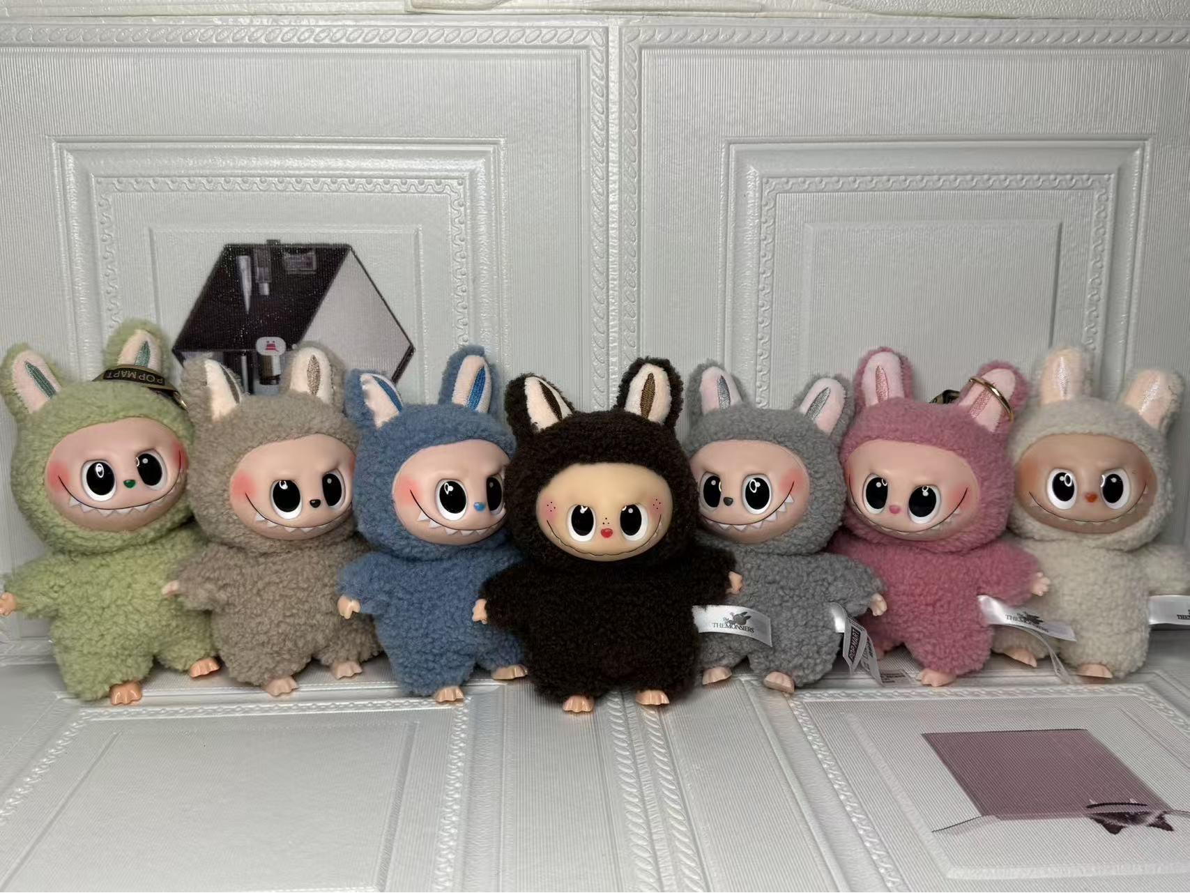 

В наличии: Pop Mart Labubu Виниловая Голова Макарон Плюшевая Кукла Фигурка. 20cm