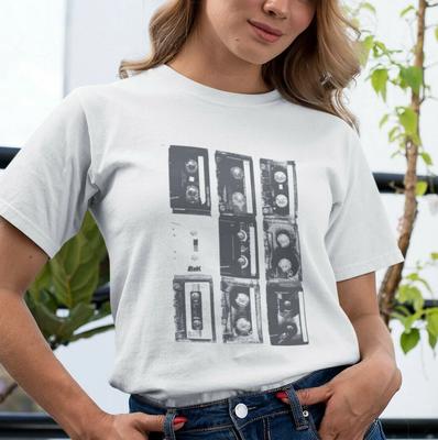 T-shirt Unisex Cassette, musica retrò, musicassetta vintage, cassette