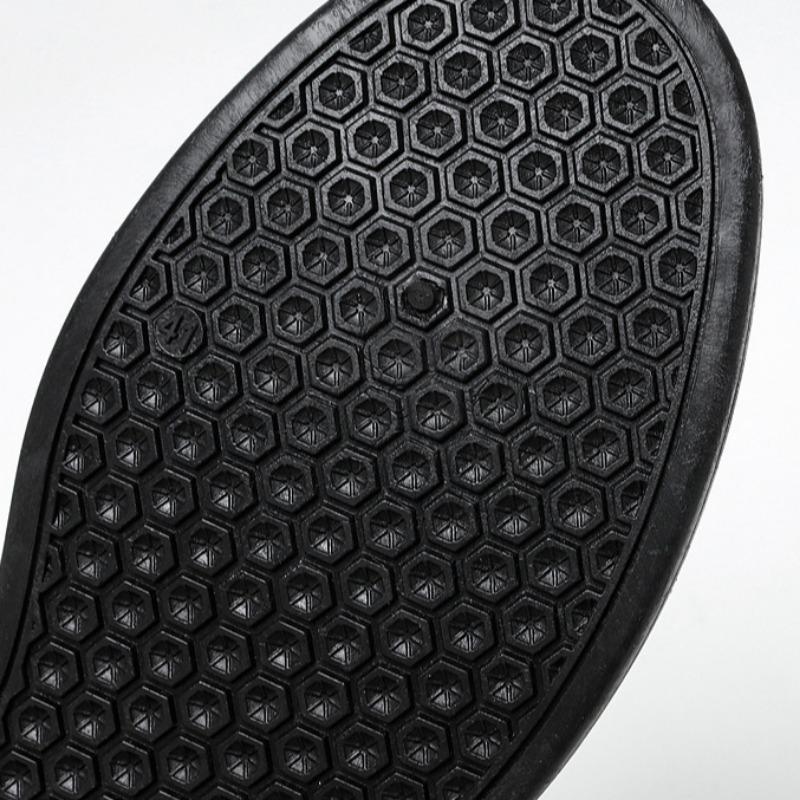 New Men Loafers Spring New Breathable Comfortable Leather Casual Shoes Male Flats Shoe Youth Hot Sole Sneakers Zapatos De Hombre