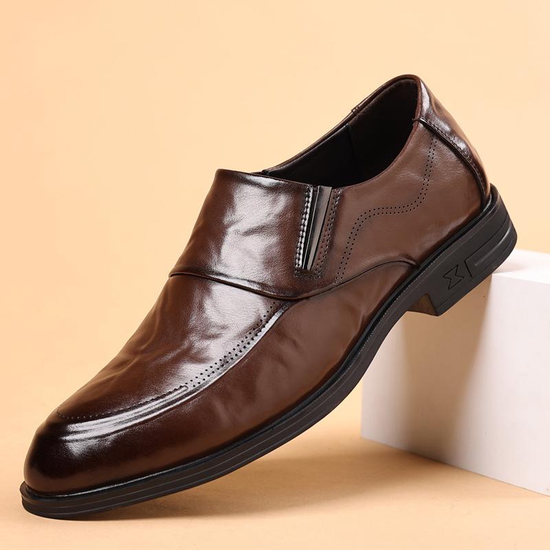 Autumn Winter New Designer Leather Shoes for Men Solid Color Business Casual Dress Shoes Male Fashion Warm Cotton Shoe Man