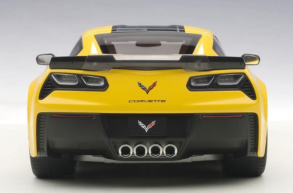 AUTOart 1/18 Scale Chevrolet Corvette (C7) Z06 C7.R Edition (Yellow) Finished Product