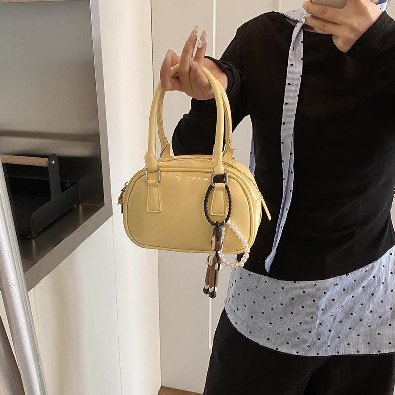 Premium Sense Niche Bag Women 2025 New Spring and Summer Fashion Casual Shoulder Messenger Bag Portable Bowling Bag