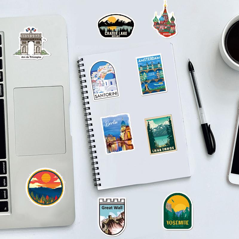 100 Stück Süße Reiseaufkleber Outdoor Weltreise-Aufkleber-Pack Wasserfeste Vinyl-Kartenaufkleber für Koffer, Fahrrad, Laptop