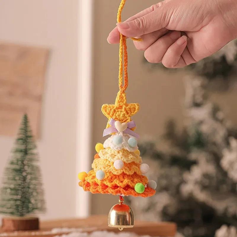 

Knitted Christmas Tree with Jingle Bell Plush Christmas Hanging Pendant Wool Crochet Tree for Christmas Party Decor