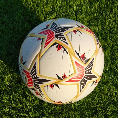 Nr. 5 Futbolo Sprogimui Atsparus Ir Dilimui Atsparus PU Besiūlis Termiškai Suklijuotas Suaugusiųjų Studentų Žaidimų Treniruočių Kamuolys
