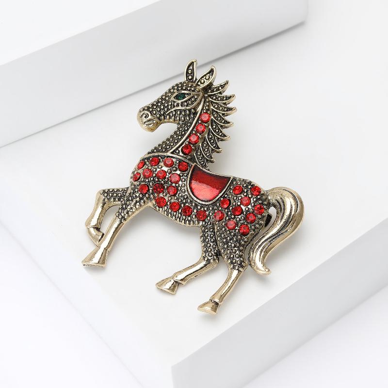 Broches Cheval Classiques en Strass Pour Femmes Épingles de Revers Animal Polyvalentes Bijoux Corsage Vêtements Accessoires Cadeaux de Nouvel An