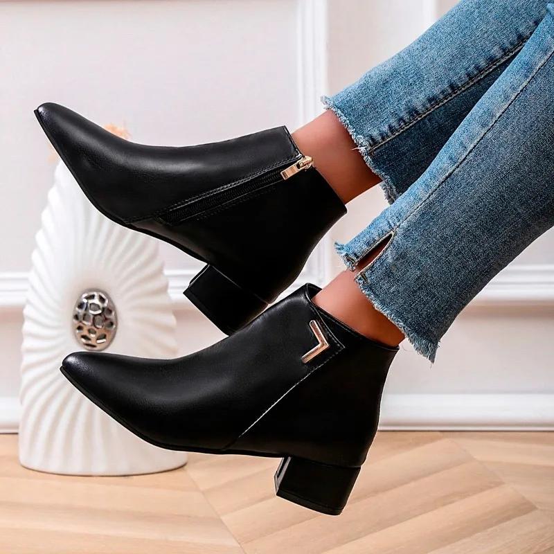 Fashion Ladies Shoes 2025 Hot Sale Side Zipper Women's Boots New Metal Decoration Office and Career Best Seller Plus Size Ankle Boots