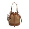 Stylish and simple contrasting color bucket bag women's 2025 new shoulder messenger bag high value casual strap handbag