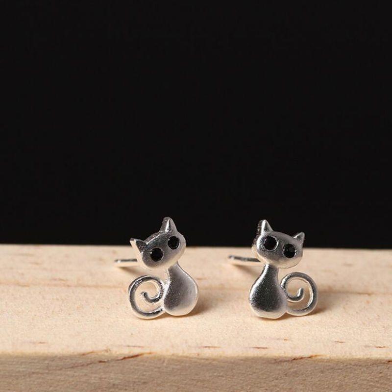 Cute Black Eyes Crystal Cat Stud Earrings for Teens Fashion Jewelry for Daily School Wear Birthday Gift for Girls