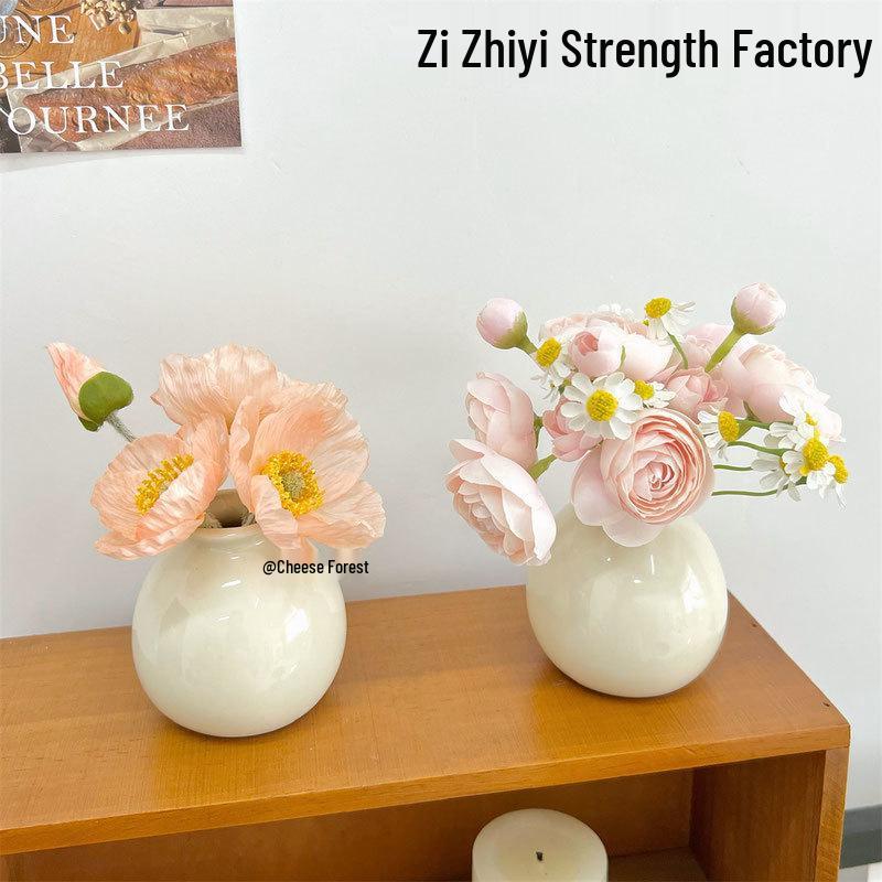 High-End Mini Ceramic Vase Ornament for Fresh Home Decor in Living Room or Dining Table
