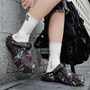 Übergröße 46 47 Neue Herren Clogs Sandalen Sommer Graffiti Hausschuhe Mann Gartenschuhe Männer und Frauen Freizeit Pantoletten Herren Flache Schuhe