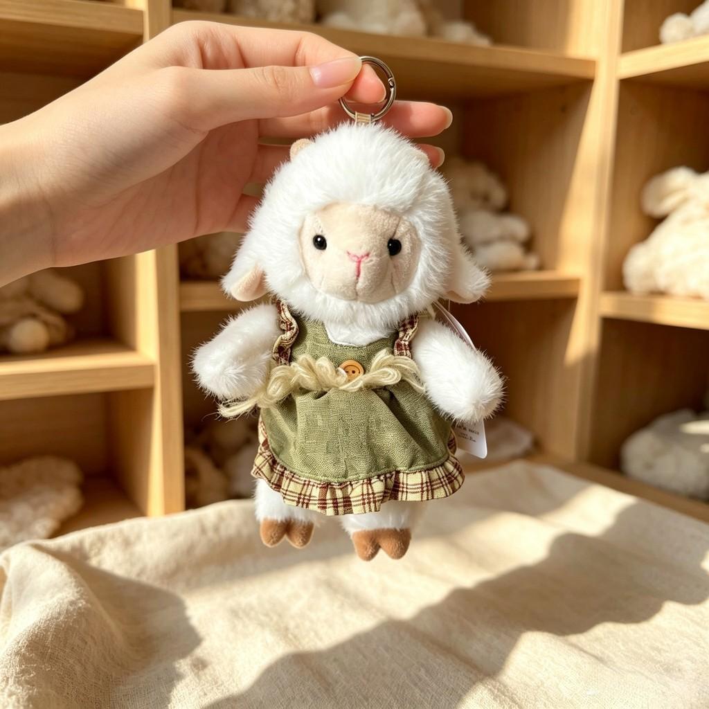 Plush Sheep Keychain With Soft Polyester Filling For Girls Gift And Bag Decor