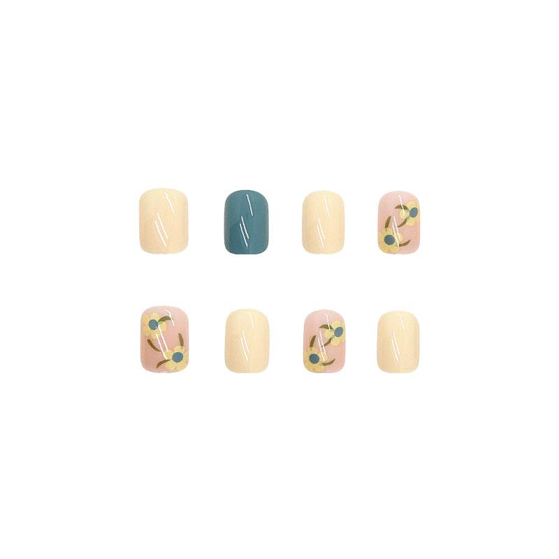 Artificial Nails Short Manicure Patches, Goose Yellow Flowers, Fresh and Popular, Wearable Nails