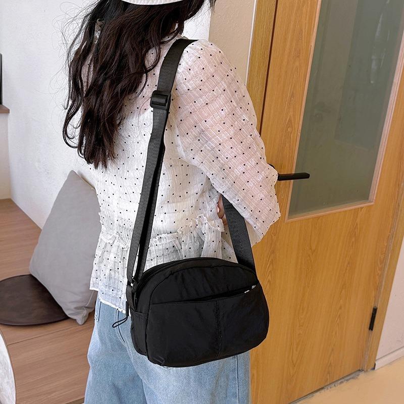 New Versatile Trend Men's and Women's Shoulder Bag Casual Work Commuter Fashion Casual Messenger Bag