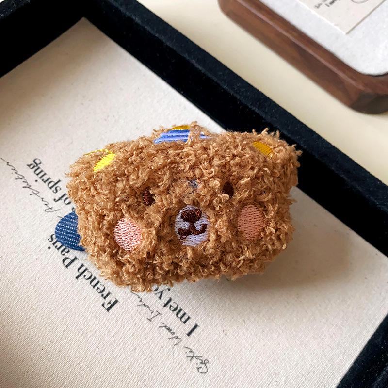 

Cute Plush Bear Hair Clip - Girlish and Versatile Accessory for Autumn/Winter