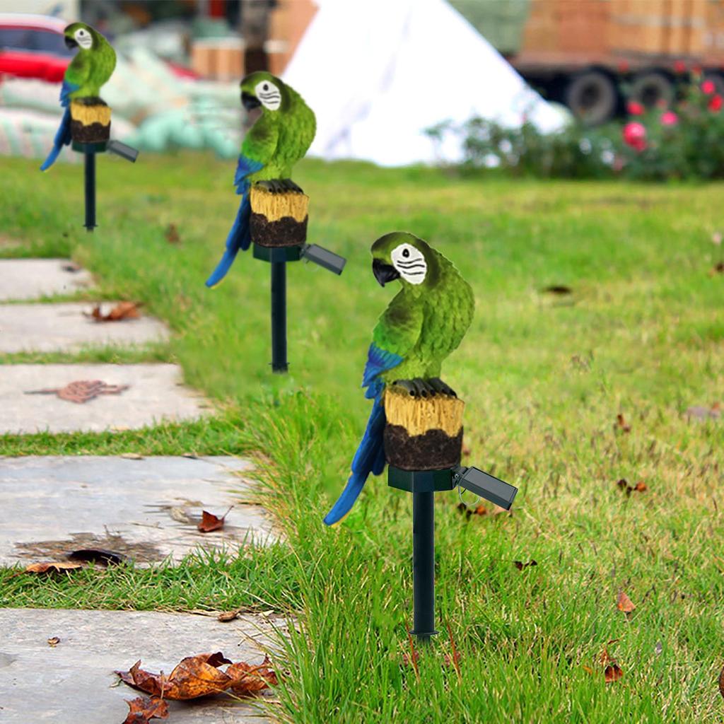 Solar Powered Parrot Lawn Lamp Outdoor Waterproof Resin Animal Ground Spike Light Decorative LED Landscape Lighting for Garden Yard Patio Park Decor